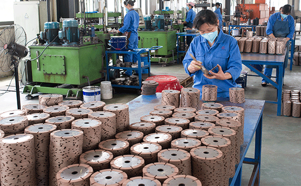 金剛石鋸片熱壓工藝生產廠家哪家好？